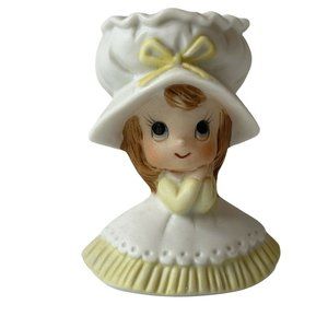 Charming White and Cream Figurine